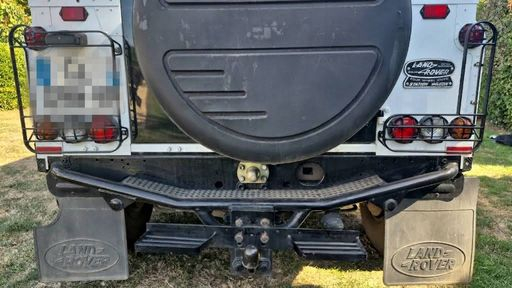 Land Rover Defender 90 2.2 TDCi 122 4WD - SE – 2012 – 134095 km – Diesel – Boîte Manuelle — photo 42