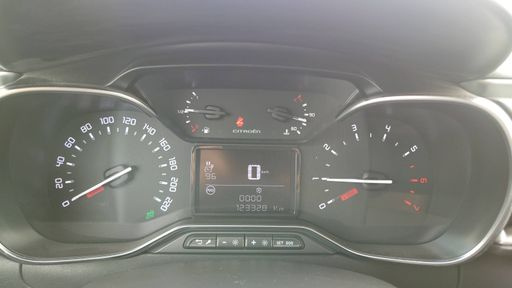 Citroen C3 1.2 PureTech 110 - Shine – 2016 – 123328 km – Essence – Boîte Manuelle — photo 31