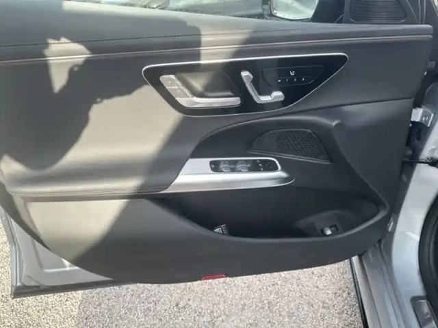 Mercedes Classe E 220 d amg line berlin — photo 17