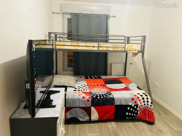 Chambre meublée en colocation - Longperrier