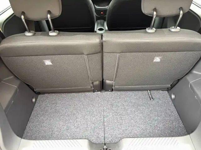 Renault Twingo e-tech electrique 80 ch autonomie urbaine — photo 13