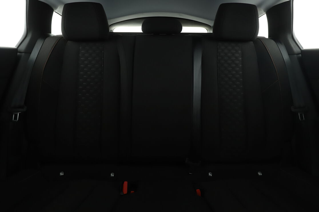 Peugeot 508 SW 1.2 PureTech Active Pack EAT8 — photo 15
