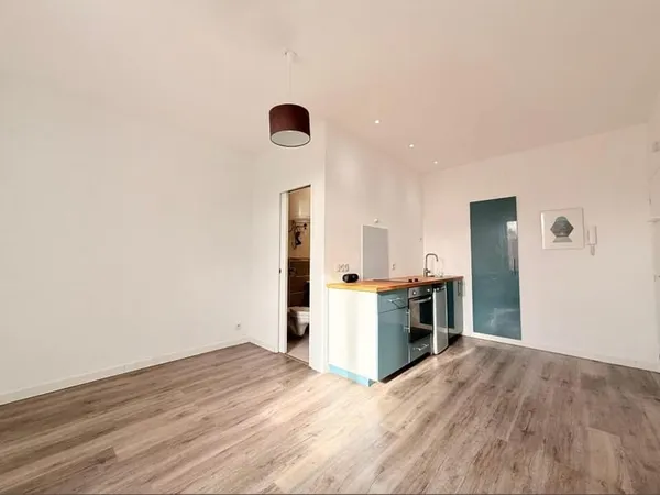 Studio 1 pièce 19 m²