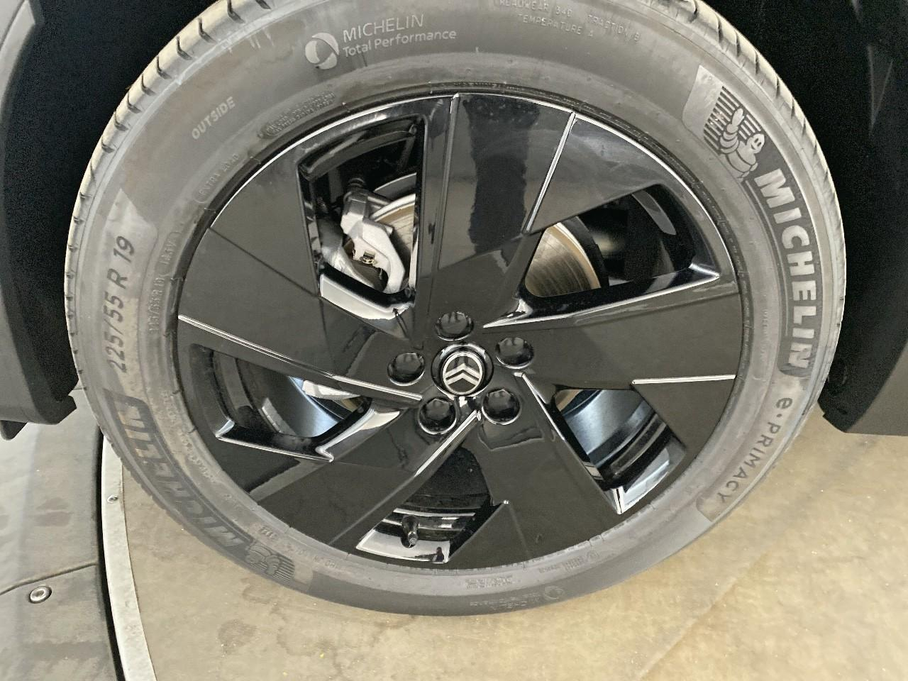 Citroën C5 Aircross hybride 145 ch e-dcs6 max — photo 11