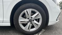 Volkswagen Golf 2.0 TDI SCR 150ch Life DSG7 — photo 30