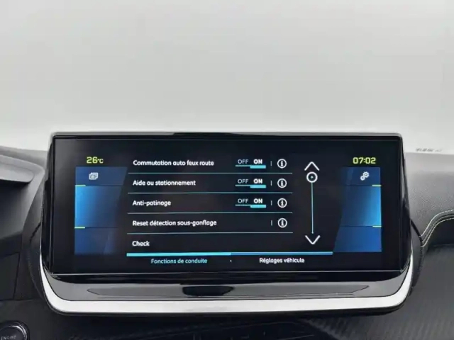 Peugeot 208 electrique 50 kwh 136ch — photo 25