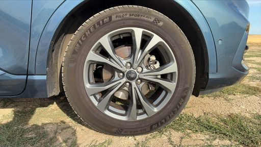 Ford Kuga 2.5 Duratec 190 Hybrid 4x2 CVT - ST-Line X – 2021 – 102040 km – Hybride essence – Boîte Automatique — photo 30