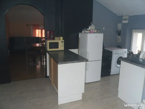 T2 de 53 m² avec travaux, petit prix, idéal premier achat ou investissement