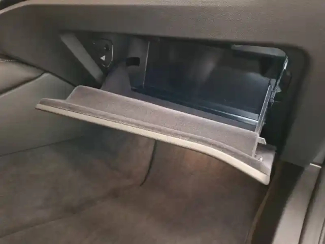 Bmw I4 edrive40 — photo 29