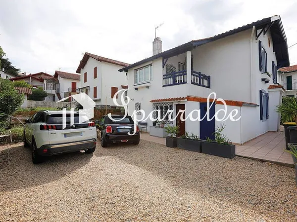 Maison 5 pièces 150 m²