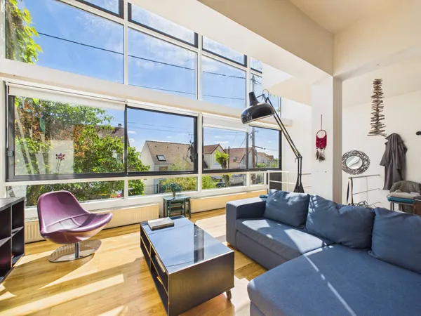 Vends maison avec verrière et studio indépendant