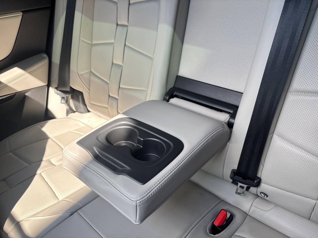 Ds Ds 7 crossback 1.5 bluehdi 130ch etoile — photo 37