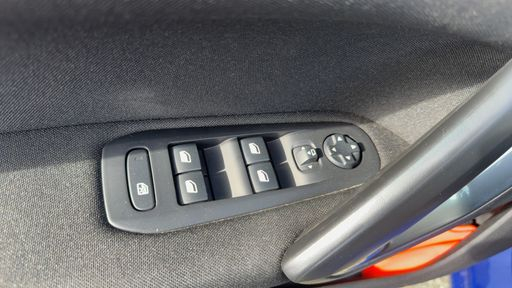 Peugeot 308 SW 1.5 BlueHDi 130 EAT6 - Active Business – 2019 – 146443 km – Diesel – Boîte Automatique — photo 2