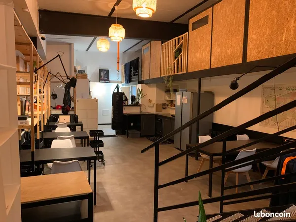 Local tout commerce / loft a louer