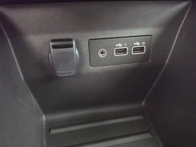 Renault Clio sce 65 — photo 42