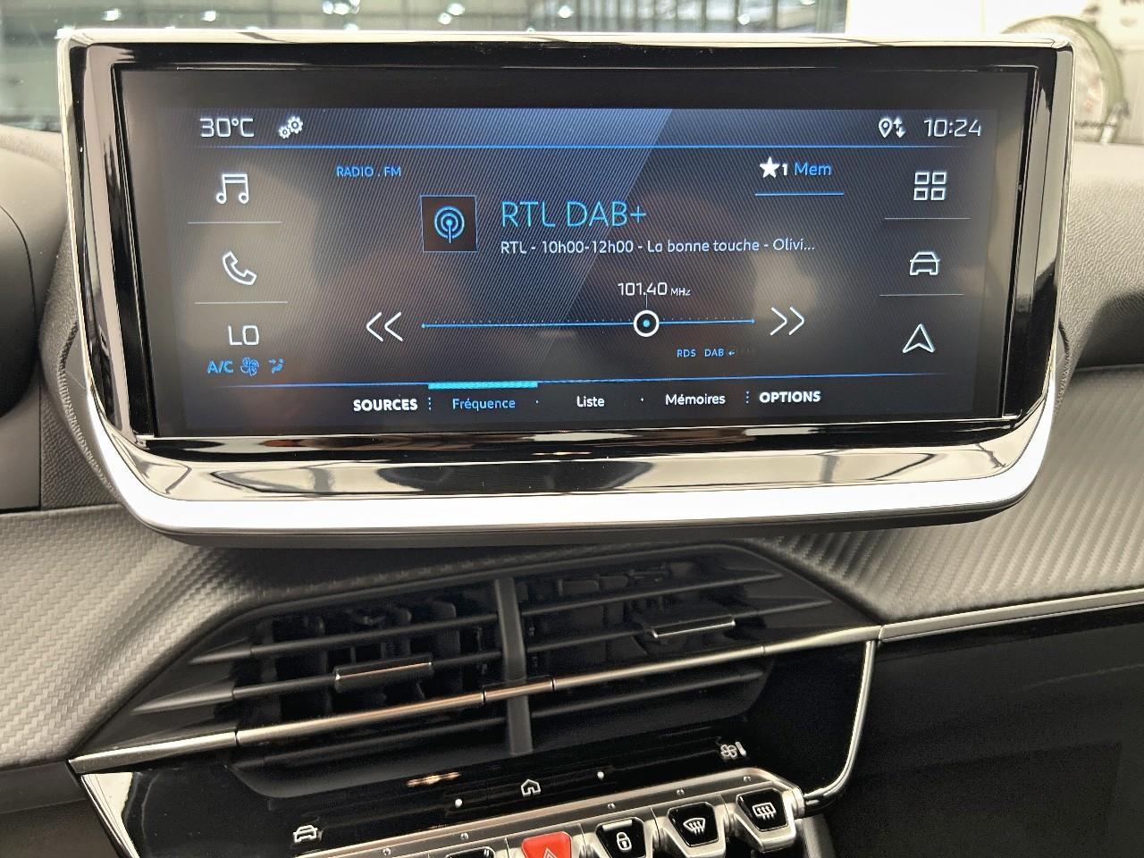 Peugeot 2008 100 s&s bvm6 style — photo 11