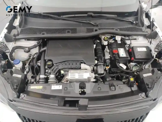 Peugeot 2008 puretech 130 s&amp;s eat8 — photo 12