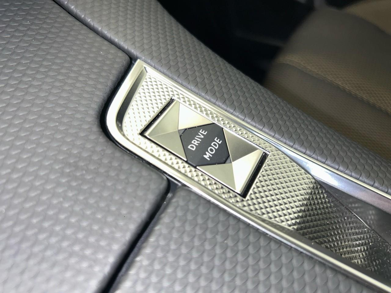 Ds Ds 7 crossback bluehdi 130 eat8 bastille — photo 19