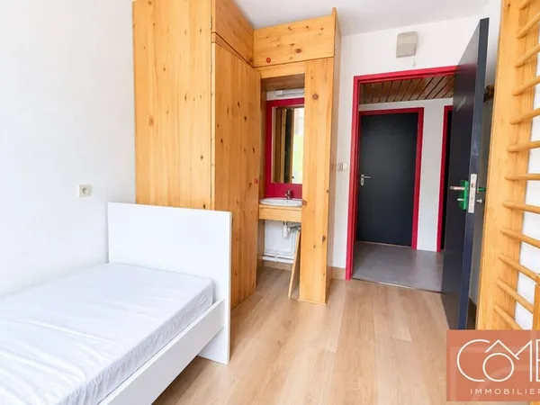 Appartement 1 pièce 9 m²