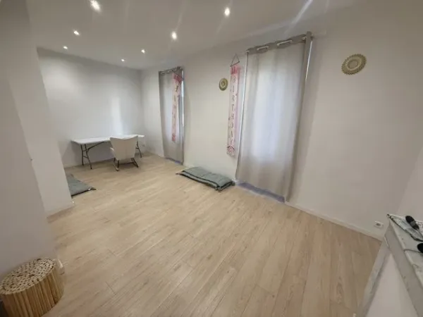 Bureaux 1 pièce 50 m²