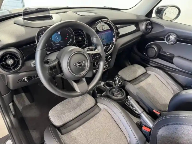 Mini Mini hatch 3 portes cooper 136 ch dkg7 — photo 7