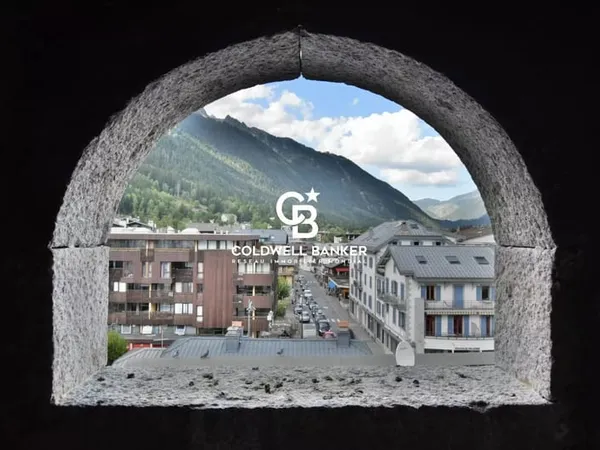 Appartement T5bis, 4 chambres + mezzanine, 149m² - CHAMONIX secteur Centre ville
