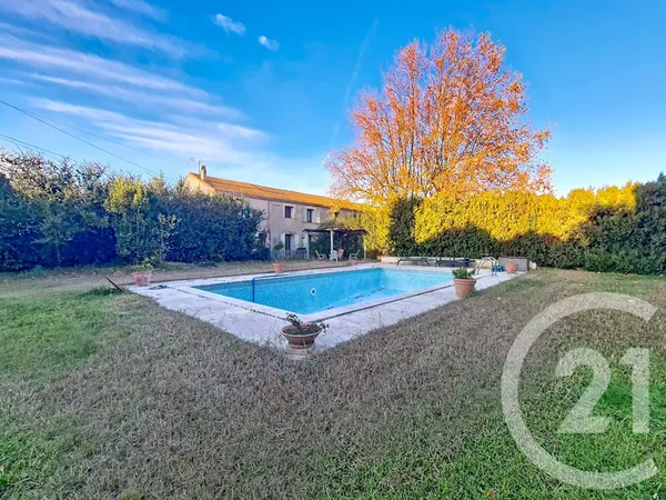 Maison 8 pièces 205 m²
