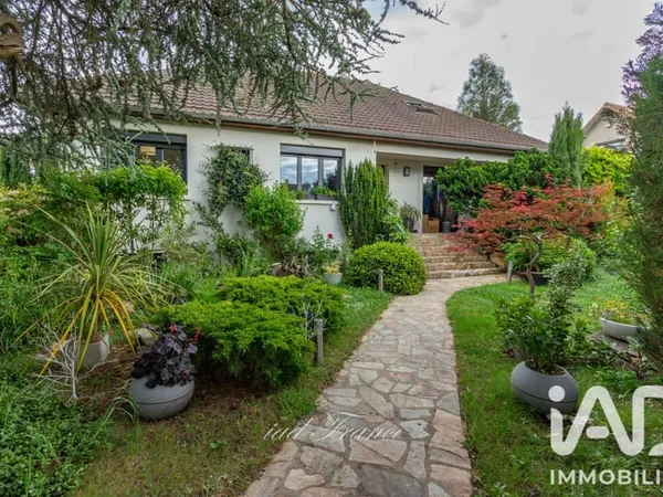 Maison 8 pièces 174 m²