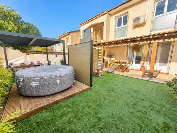 MAISON 130 M² - 2 APPARTEMENTS T2 ET T4 - JARDIN - GARAGE