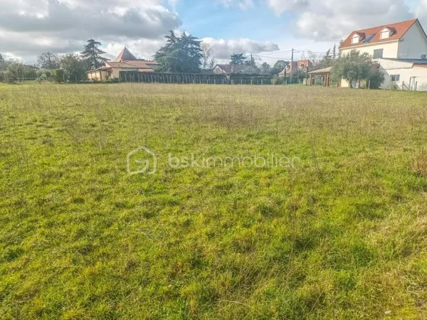 Terrain en individuel 1585 m²