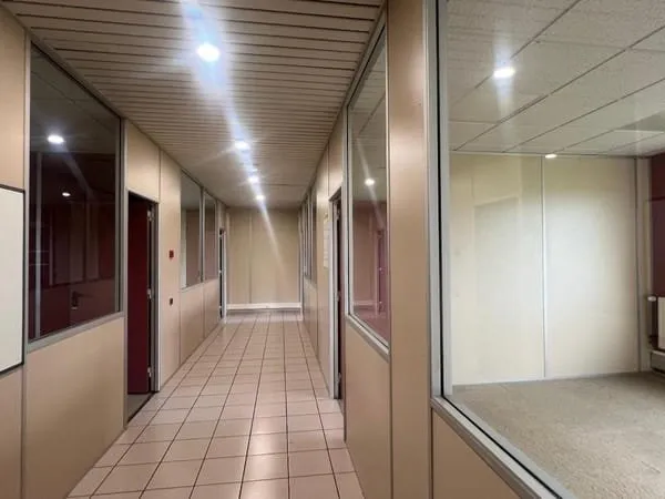Bureaux 120 m²