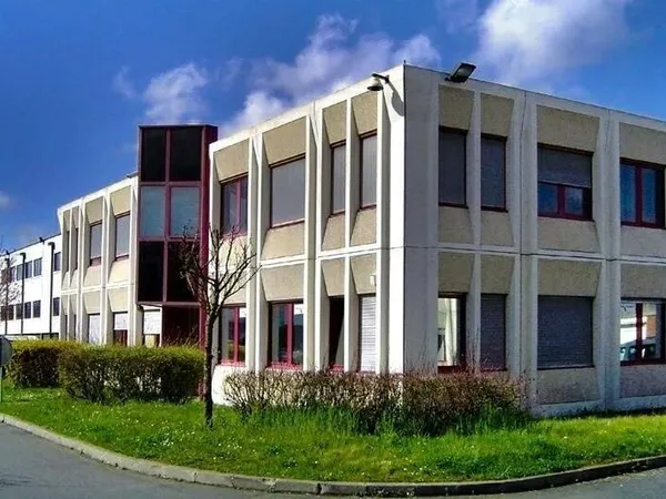 Bureaux 240 m²