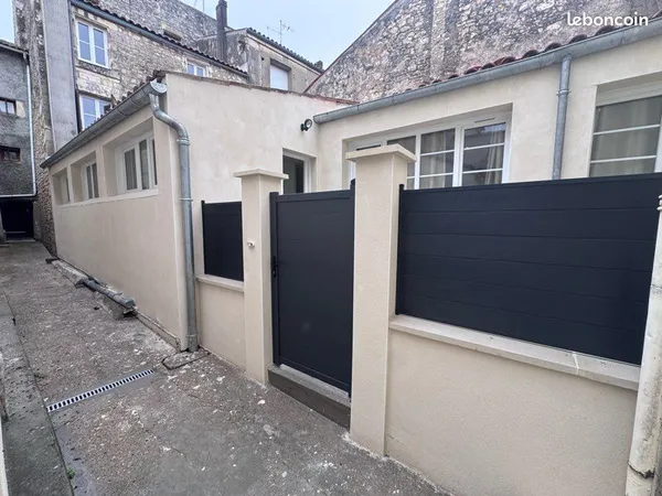 Maison hyper centre saintes
