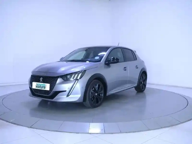 Peugeot 208 puretech 130 s&amp;s eat8 — photo 1