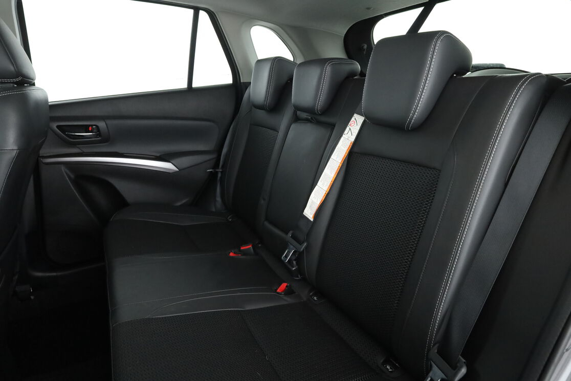 Suzuki S-Cross 1.5 DualJet Hybrid Privilege Auto — photo 13