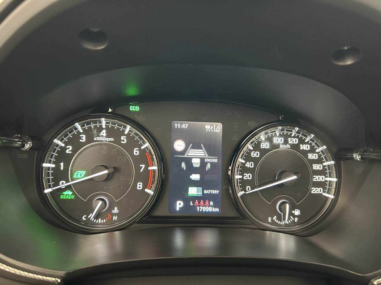 Suzuki Vitara — photo 17