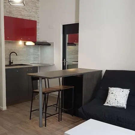Studio 21 m2 proche centre-ville