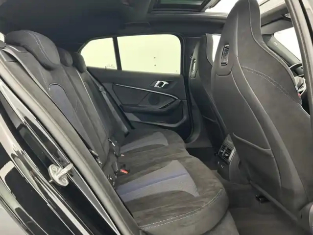 Bmw Serie 1 118da 150ch m sport + toit ouvrant + sièges — photo 16