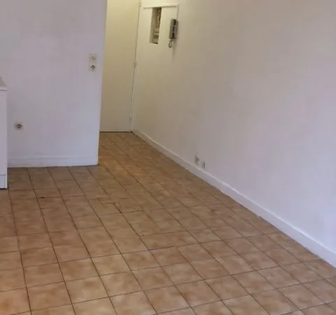 A louer studio Apajon (91290)