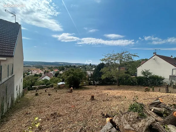 Terrain 932 m² CHANTELOUP LES VIGNES