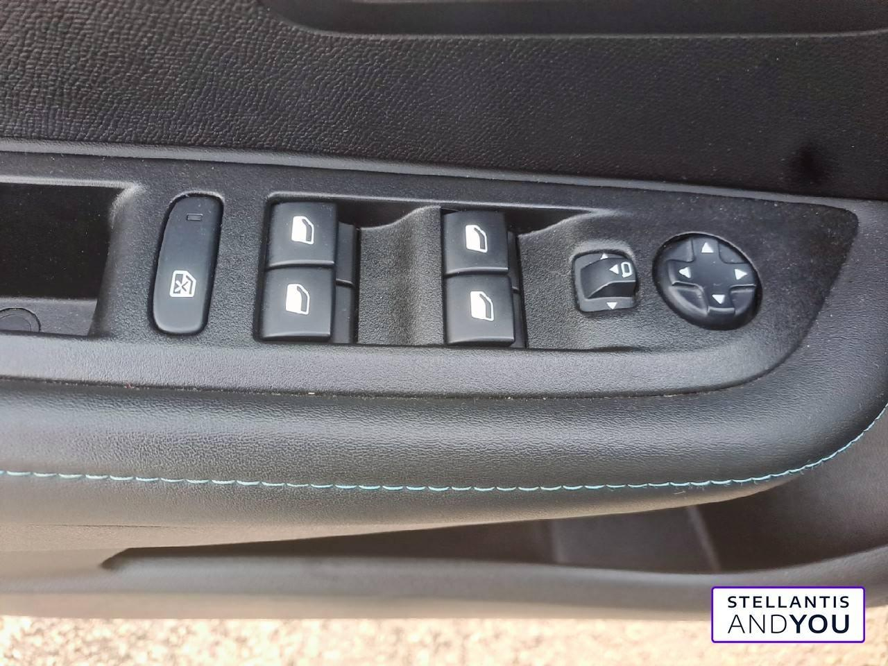 Peugeot 208 puretech 100 s&s bvm6 allure — photo 11