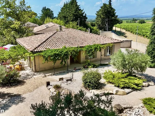 Maison en colocation senior a Gigondas