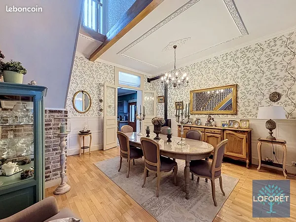 Maison 6 pièces 165 m²