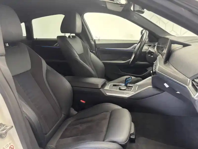Bmw I4 edrive40 340 ch bva — photo 21