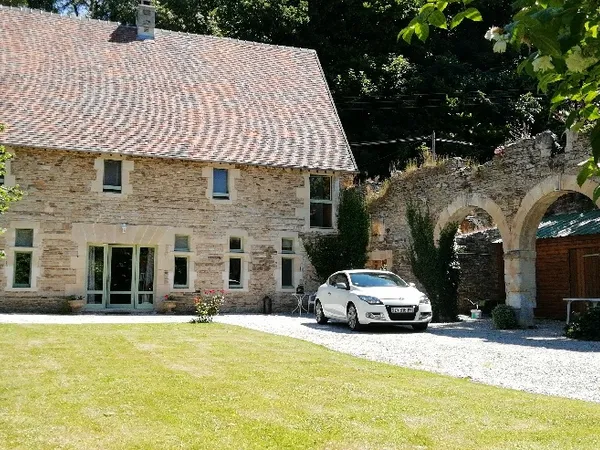 Maison ancienne rénovée proche Caen