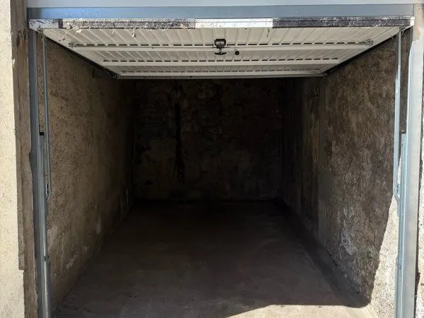 Garage centre Cognin