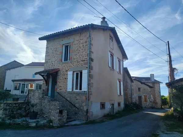 Charmante maison de village à Cognac-la-Forêt