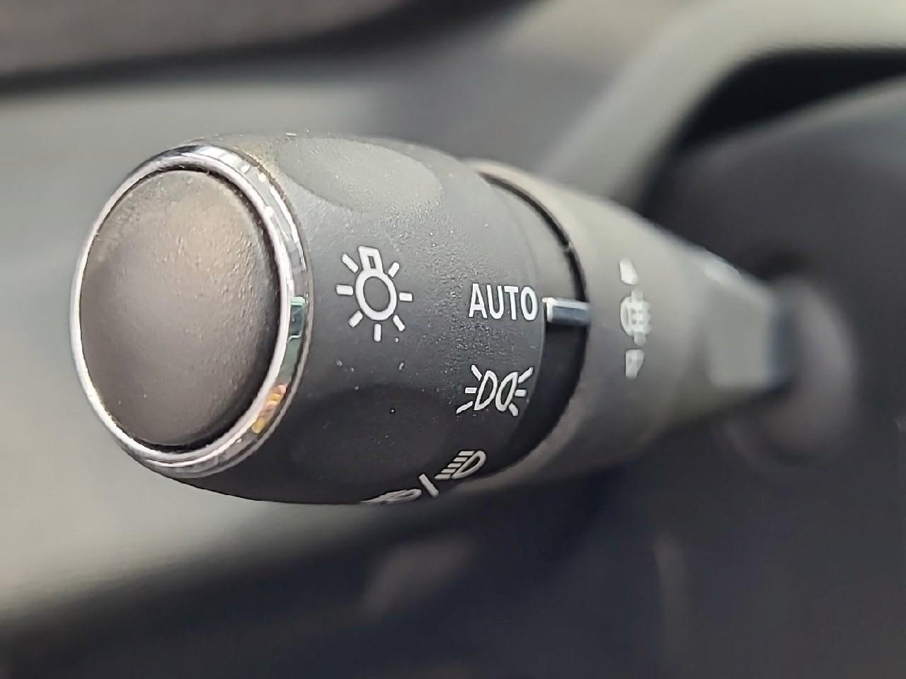 Peugeot 308 puretech 130ch s&s eat8 allure pack — photo 23