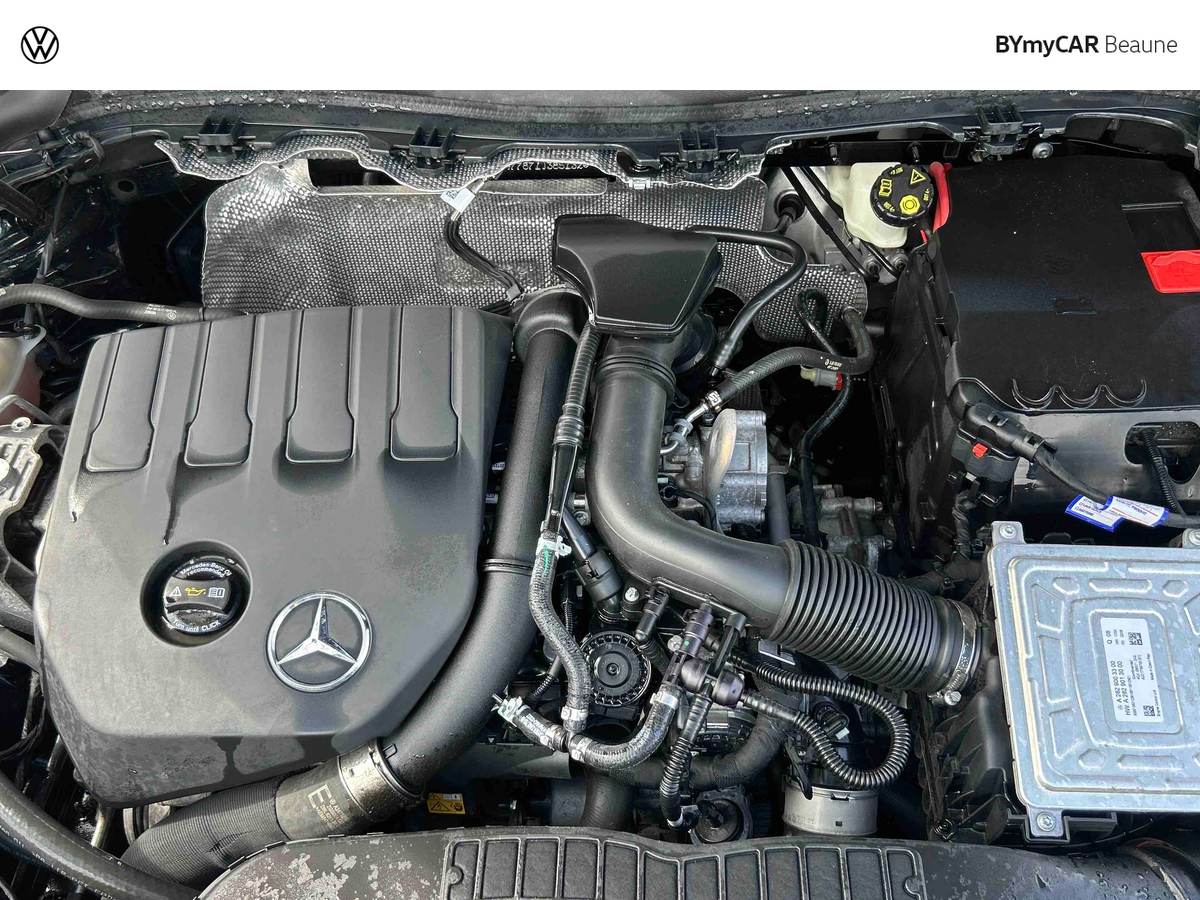 Mercedes GLA 200 7G-DCT AMG Line — photo 17