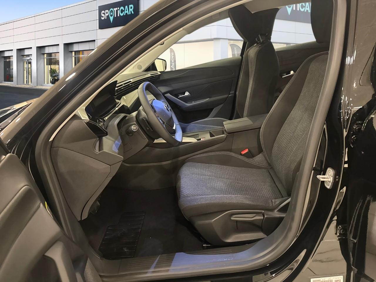 Peugeot 308 1.2 hybrid 145ch style e-dcs6 — photo 9